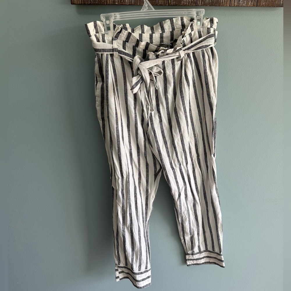 Soho Apparel ltd casual linen pants size medium